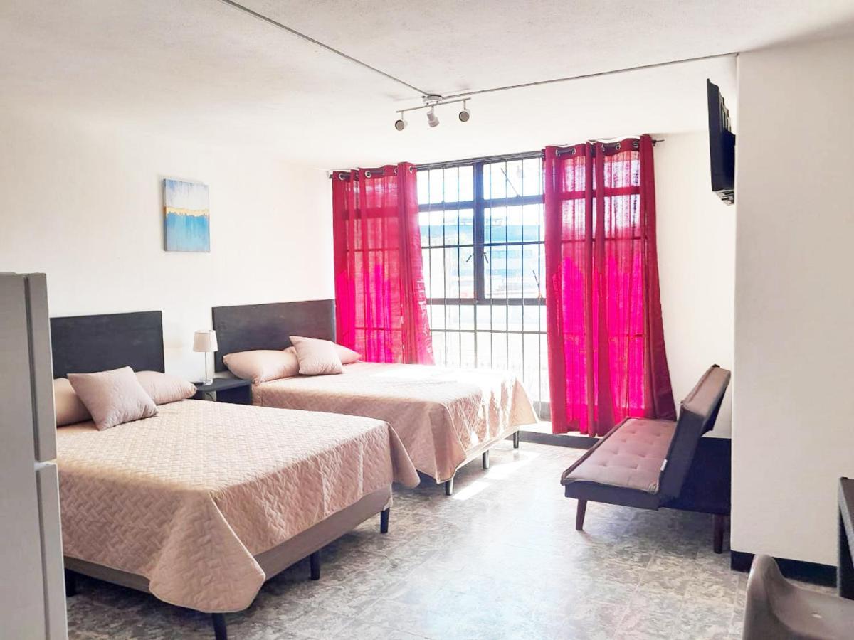Hospedaje Via 7 Guatemala City Екстериор снимка