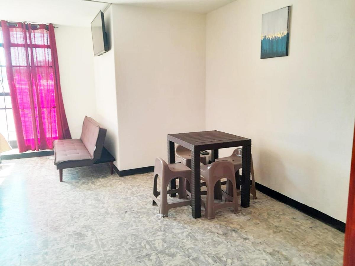 Hospedaje Via 7 Guatemala City Екстериор снимка